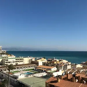https://palm-beach-8th-la-carihuela.es-andalucia.com